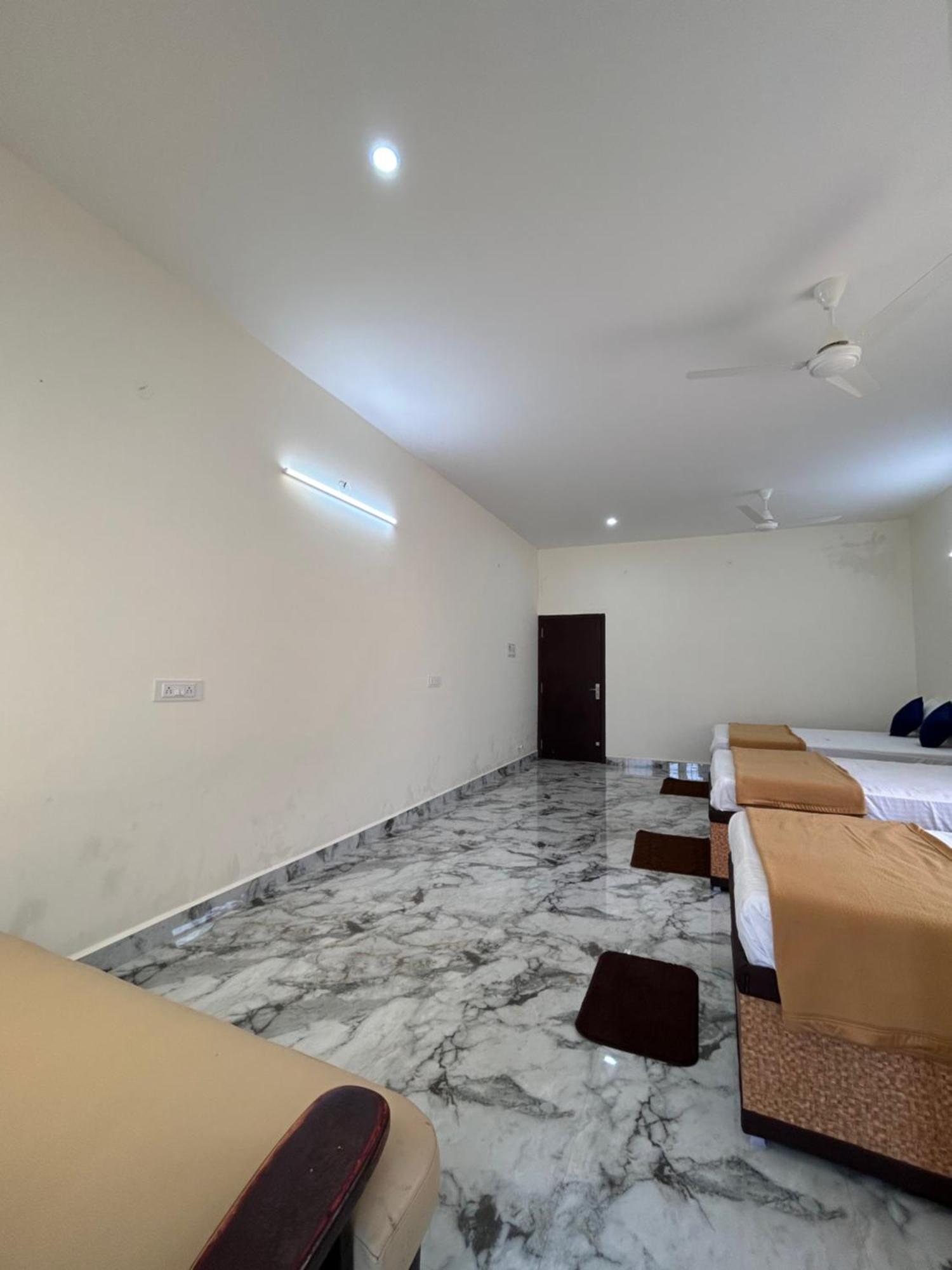 Dss Home Stay Just 500 Meter Girivalam Road Tiruvannāmalai Exterior foto
